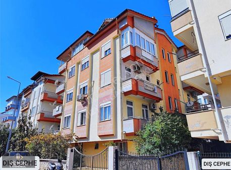 Emek Mahallesinde/geniş Kullanışlı/satılık Daire