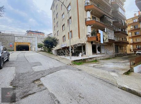 Hatipoğlu Gayrimenkulden Satılık 60 M2 Kiracılı Dükkan