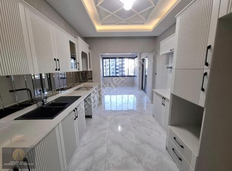 Yeditepe Emlak'tan Fırsat 3,5+1 Sıfır Daire !!!!!!