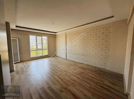 Yeditepe Emlak'tan Bülbülzade'de 3.5+1 180m Park Manzaralı Daire