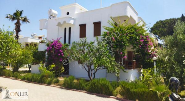 Onur Emlak Yeşilovacık Lodos Sahil Sitesi 2+1 Eşyalı Yazlık