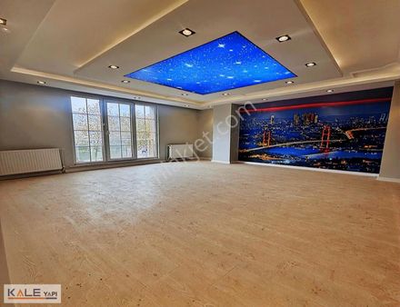 Bahçeşehir Lokasyonunda Yatırımlık 2+1 Arakat