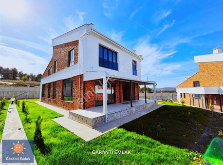 Garanti Emlak'tan Şehrin En Seçkin Villa Projesinde A Clas Villa