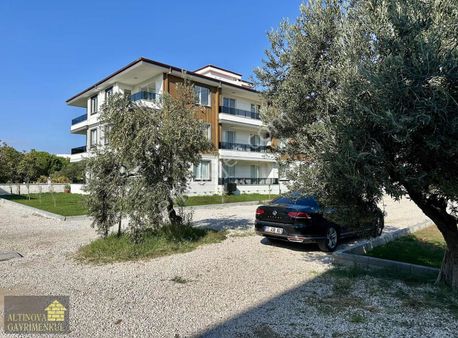 Ayvalık Altınova'da Site İçerisinde 3+1 Fırsat Daire