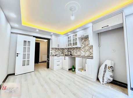 Ege Mah. 3+1 110m2 Full Özellikli Arakat Daire