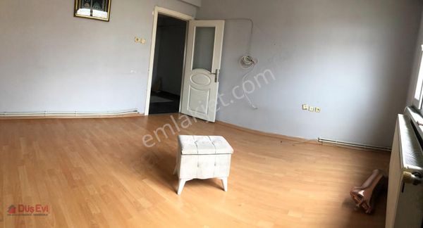 Bağcılar Yıldıztepe Mah.2+1 4.kat Ferah Kiralık Daire