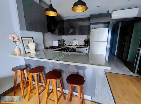 Yeni Binada Beşiktaş Merkezde Ful Eşyalı Arakat 2+1 Daire