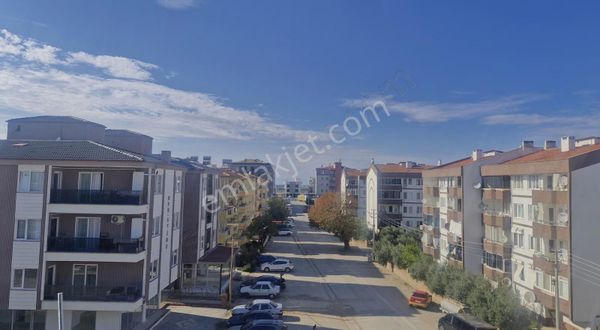 Gömeç Yaya Mah.çarşı Merkezde Önü Kapanmaz Manzaralı 1+1