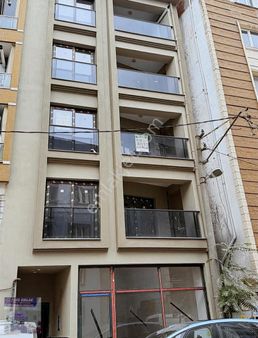 Acil Satılık 64m2 1+1 Sıfır Ara Kat