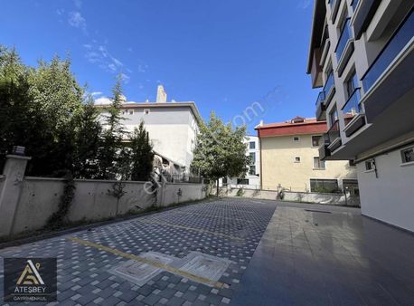 Ateşbey'den İncek Turgut Özal Blv. Üzerinde Ön Cephe 3+1 Dubleks