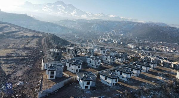 Cb Anatolia'dan Eğribucakta Lüks Villa