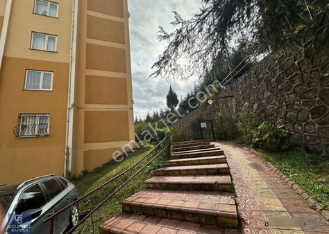 İzmit Akçakoca Konutları 3+1 Ara Kat Kiralık Daire