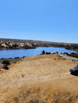 Temenos'tan Göl Manzarası