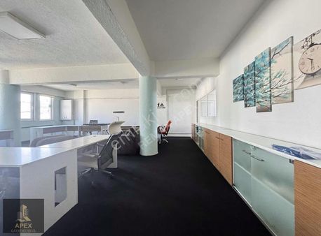 Levent'e Çok Yakın Ana Cadde Üzerinde Kiralık Hazır Ofis