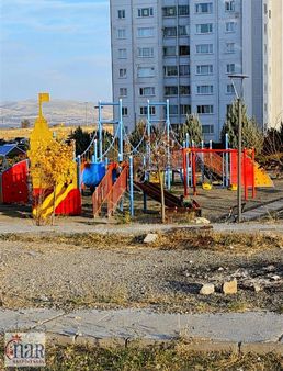 Tuluntaş Ihlamur Vadi Sitesinde Kiralık 3+1 Daire