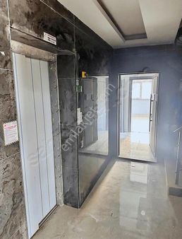 Hüsnü Karakaş Mah Havuzlu 2+1 Yüksek Giriş