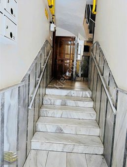 Ekipten Kadıköy Mah Yeni Karakolcami Üstünde Satılık 2+1 Daire