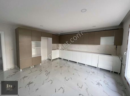 Ok Emlaktan Kiralık Sıfır 4+1 Bahçeli Daire Müstakil Vila Gibi