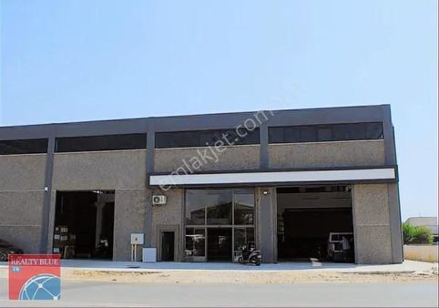 Çekmeköy'de Satlık 3000m2 Depo&fabrika