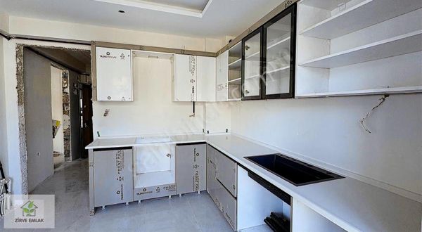 Zirve Emlak Satıyorr Gazi Mh 2+1 4.kat Ultra Lüx Kilerli Daire