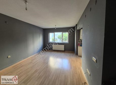 Pendik Sülüntepe Toki Konutları 1+1 Ara Kat Kiralık Daire