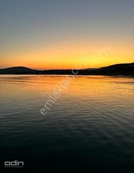 Odin'den Ayvalık Sarımsaklı Meydanda Emsalsiz Dükkan Acill!!