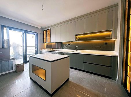 Ovacık Yozgat Bulvarı Üzeri Sınav Koleji Karşısı 4+1 Satlık Dair