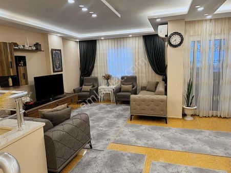 Didim Kent Meydanı Yanı 3+1 Bahçe Kullanımlı Satılık Daire