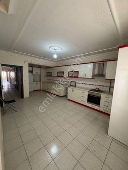 Karaman Mahmudiye Mahallesi 4.kat 190 M2 3+1 Satılık Asansörlü Daire