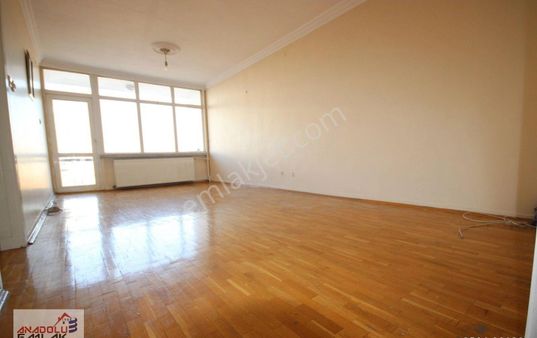 Anadoludan Bahçelievlerde 3+1 Katta Ön Asansörlü Manzaralı