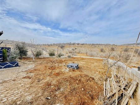 Gazikent Burak Tapulu Şehre 3km Mesafede Bağ Evi