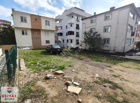 Yatırım Fırsatı!çayırova Akse Mah. 237 M² %35 İmarlı 5 Dairelik