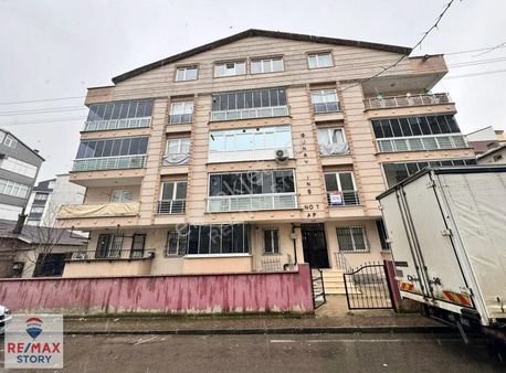 Çayırova Atatürk Mah. Ara Kat 2+1 Satılık Daire