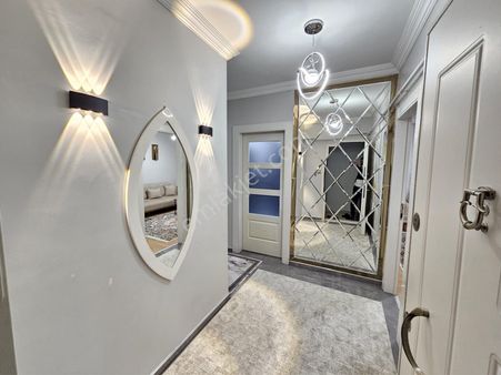 Zemheri'den Akkent Millet Camii Civarı Ara Kat Satılık 2+1 Daire