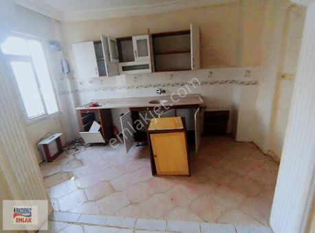 Erdemli Aşağı Alata Mahallesinde Satılık 3+1 Daire