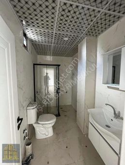 İş-al Gayrimenkul'den Satılık Yüksek Kira Getirili Fırsat 1+1