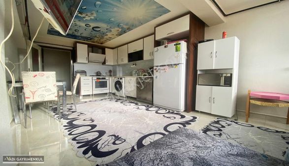 Vadi'den Değerinde Fırsat: Yapılı E.banyolu Geniş 3+1 Daire !