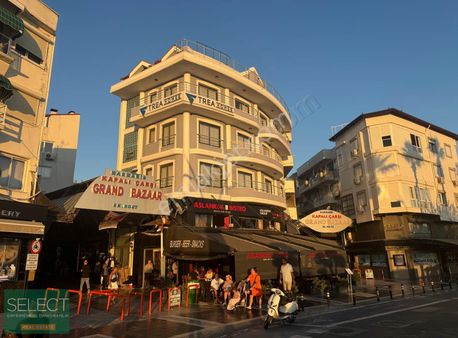 Marmaris Merkezde Deniz Manzaralı Kiralık 2+1 İş Yeri