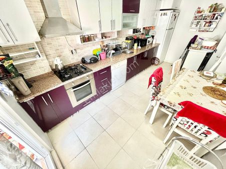 Yükselden Akçayda Ayrı Mutfak Asansörlü Arakat Geniş 3+1 Daire