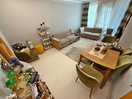 Yatırım'dan Çınar'da Minibüs Cad.2dk Ayrı Mutfaklı*katta Genç2+1