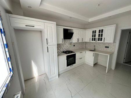 Zeki Emlak'tan Muradiye Beyaz İnci 2'de 2+1 K.mutfak Sıfır Daire