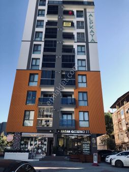 Bayraklı Mansuroğlu Mahallesi Satılık Sıfır 2+1 Geniş Daire