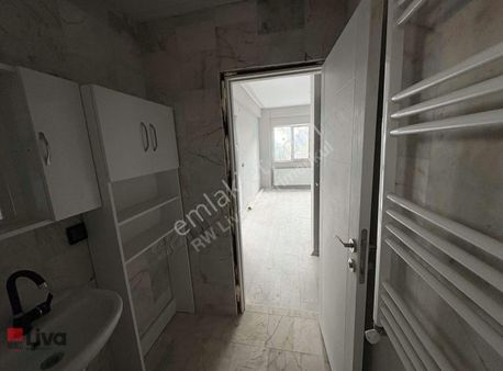 Liva'dan Kuvayi Milliyede Kiralık Sıfır 1+1 Daire