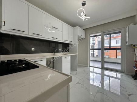 Pursaklar Mehmet Zengin Emlak'tan 3.kat 3+1 Asansörlü Çift Banyolu Sıfır Yapılı Masrafsız Daire