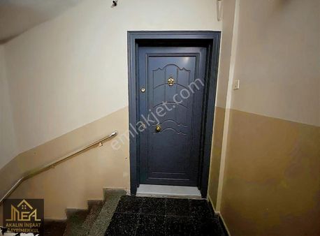 Akalın'dan Üçyol Metro Yakını Lüks Yapılı 3+1 Satılık Daire