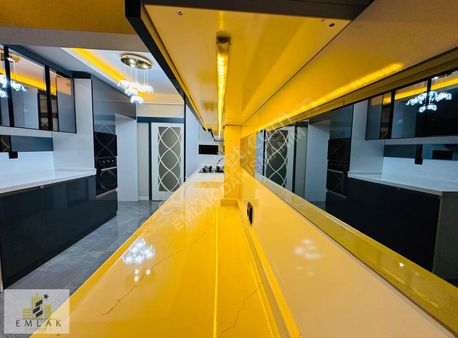 Sincan 12.cd Üzerinde Ultra Yapılı 130 M2 Asansörlü 3+1 Fırsat