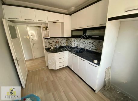 "emlak_danışmanım'dan Atatürk Mah'de 2+1 2.katta Kiralık Daire"
