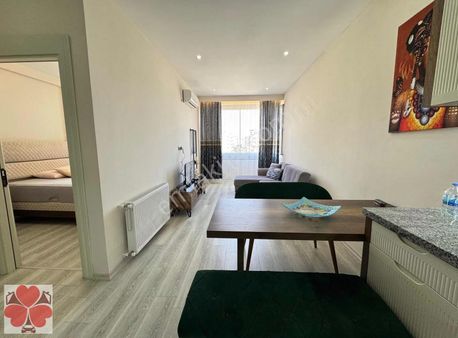 Yonca'dan Üniversite Caddesin'de Eşyalı Lüks Kiralık 1+1 Daire