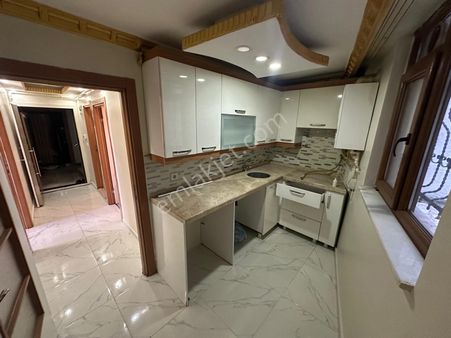 Şeref Emlak Eyüp Düğmeciler Satılık Daire 3.200.000 Tl