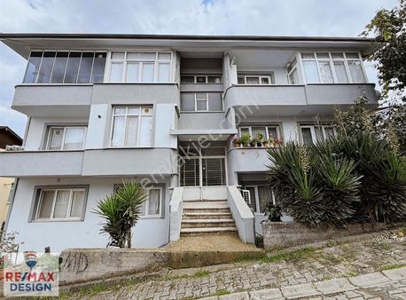 Remax Desıgn Den Maltepede Satılık 3+1 Daire